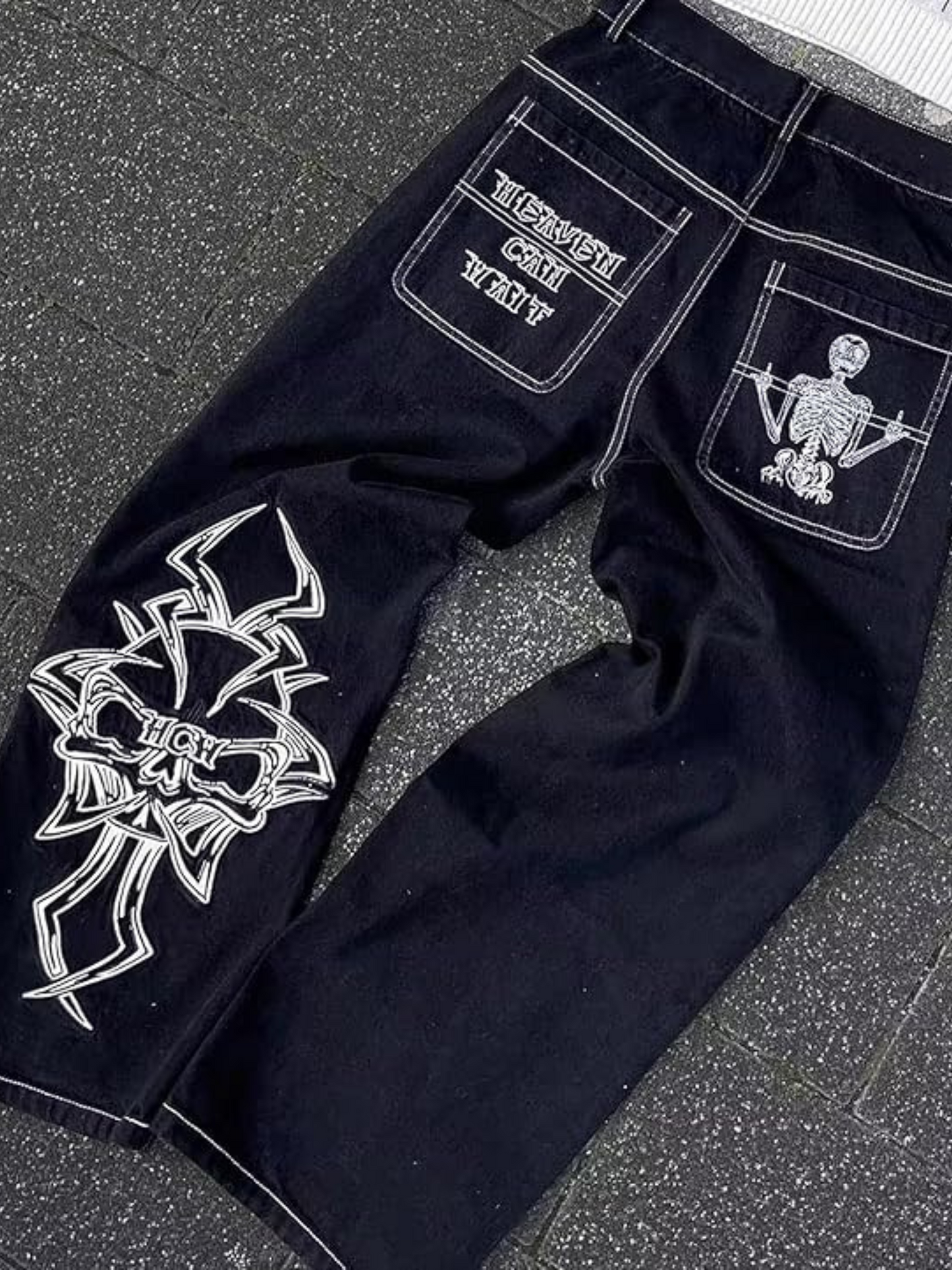 Amalfi® Embroidered Baggy Jeans