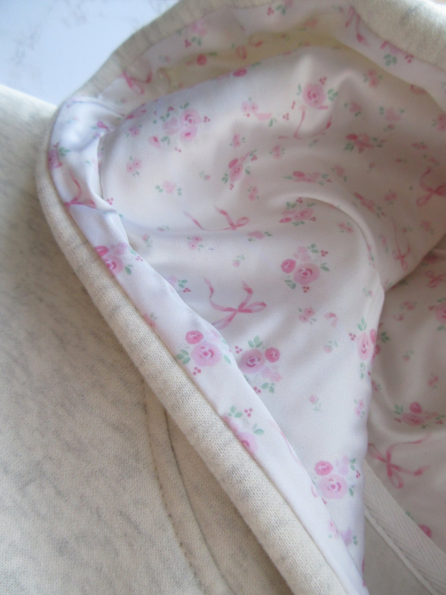 RIBBON HOODIE