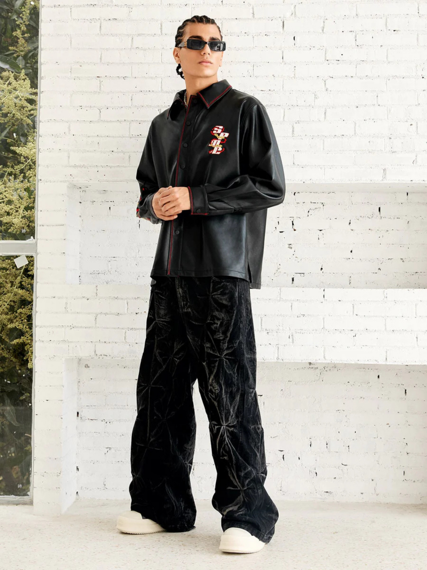 Amalfi® Vintage Pleated Wash Jeans