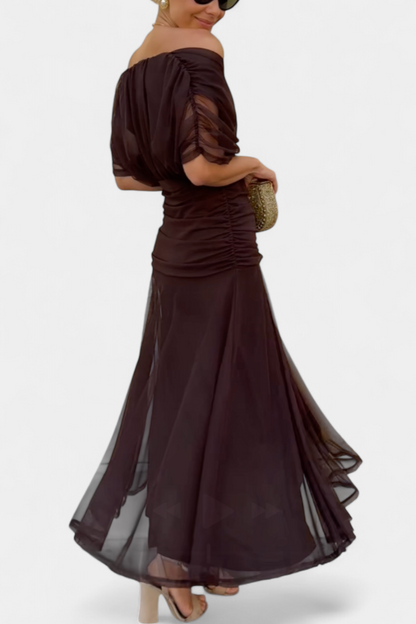 Laluna® | Elegant Dress With V-Neckline