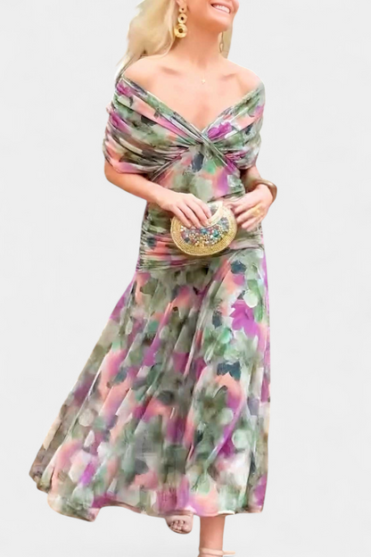Laluna® | Elegant Dress With V-Neckline